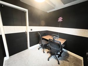 Photo 9- click for photo gallery